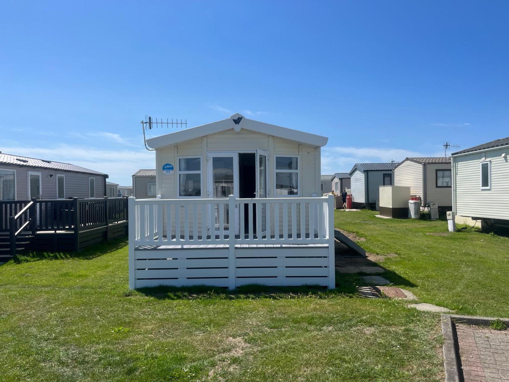 The Pixie Van Selsey Exterior foto